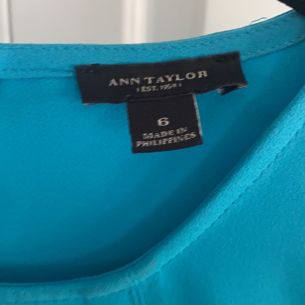 Ann Taylor size 6 - Picture 4 of 4